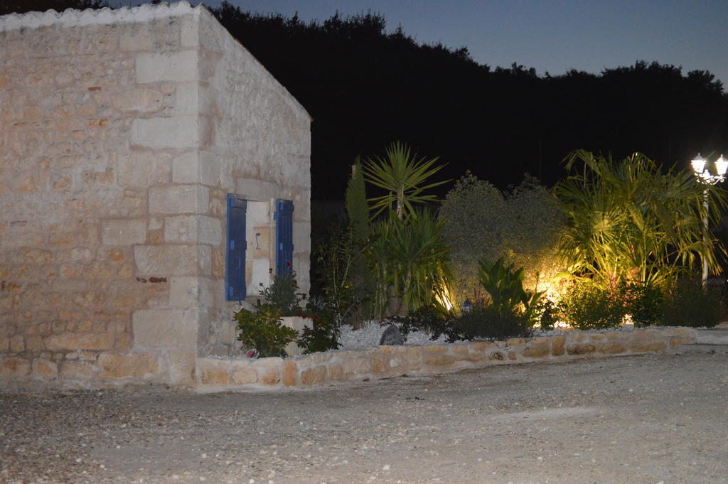 Port-dʼEnvaux L'Oasis Bed & Breakfast エクステリア 写真