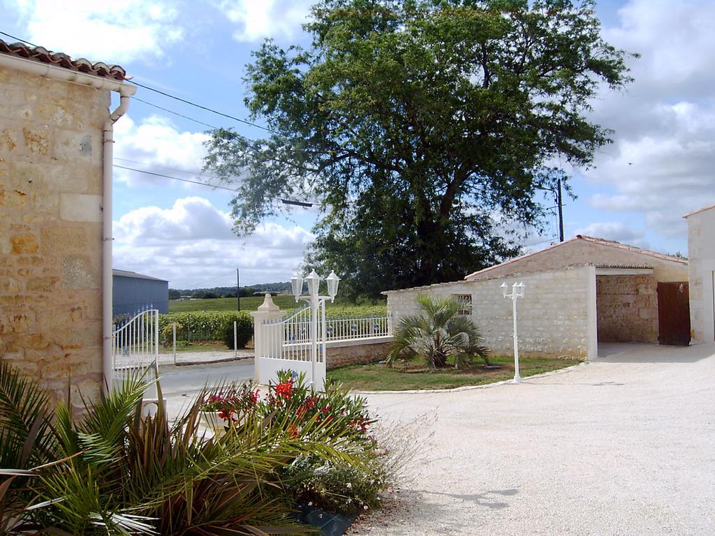 Port-dʼEnvaux L'Oasis Bed & Breakfast エクステリア 写真